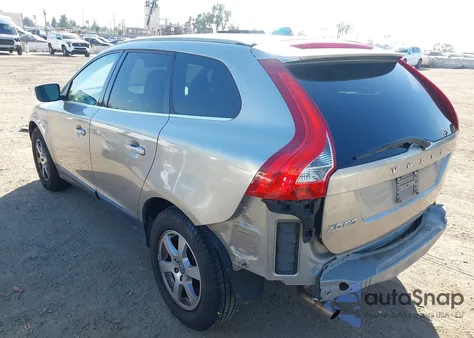 2012 Volvo Xc60 3.2/3.2 Platinum/3.2 Premier/3.2 Premier Plus from USA, damaged, VIN YV4940DL6C2283400